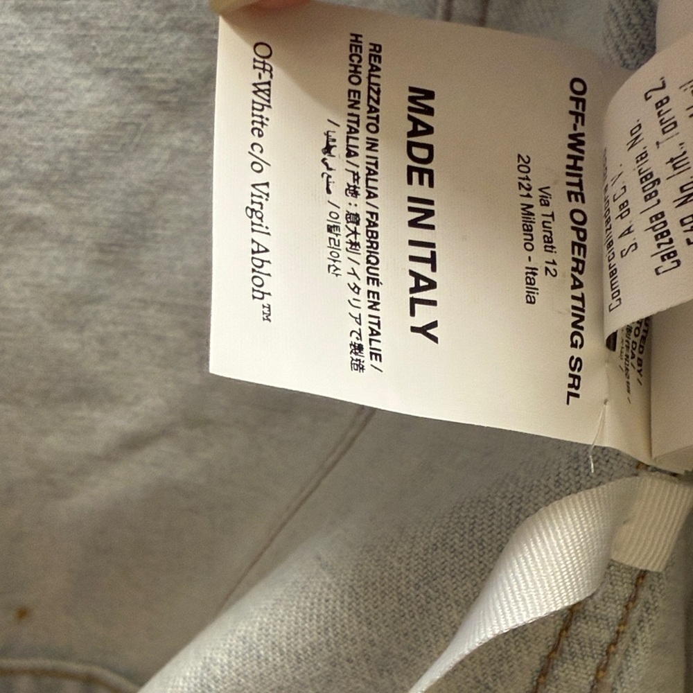 Off-White 100% Authentic Light Gray Denim Jacket​ - Picture 3 of 8